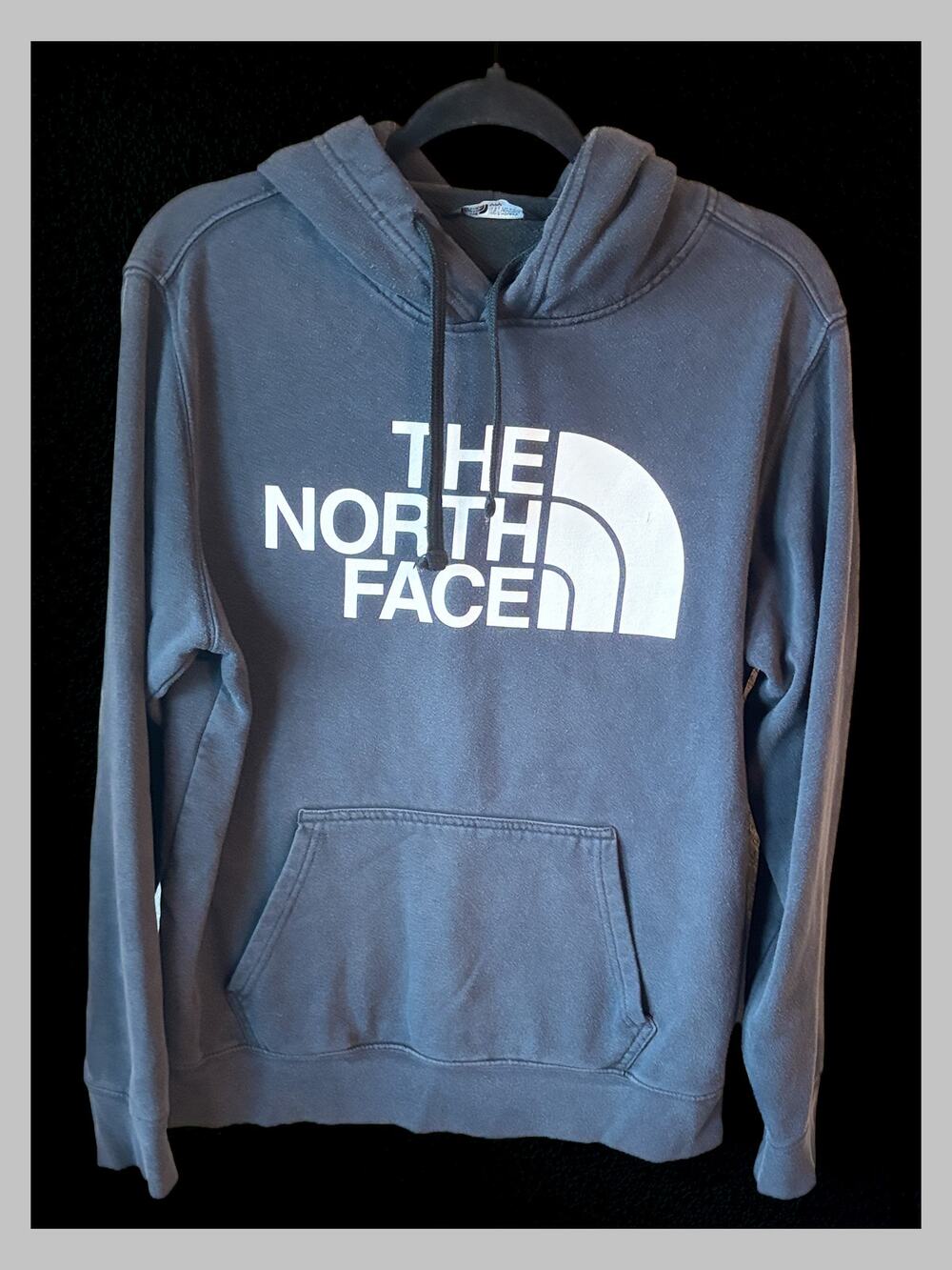 The North Face Men’s Medium Black Pullover Hoodie Large Logo Sweatshirt